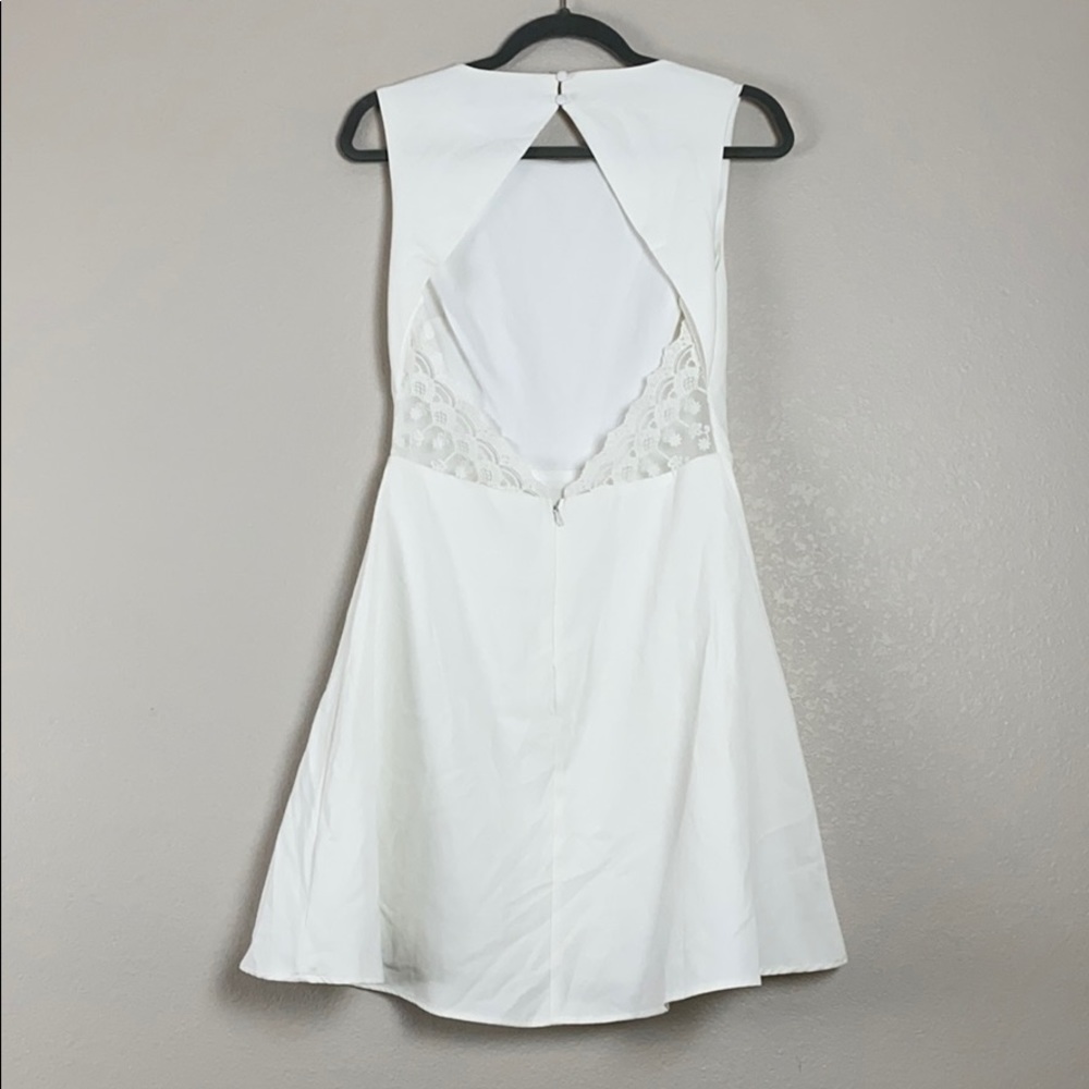 Lulu’s Dress - Picture 2 of 2